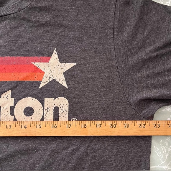 Port & Co Men’s Dark Gray T-Shirt w/Houston Graphic, Relaxed Fit, Soft; Size XL - Picture 7 of 8